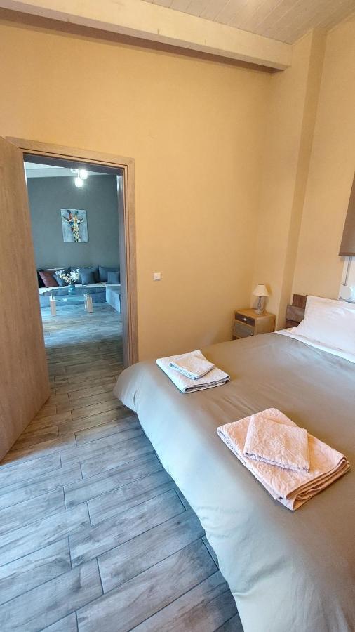 Ria'S Gardenview Apartment Giannina Esterno foto